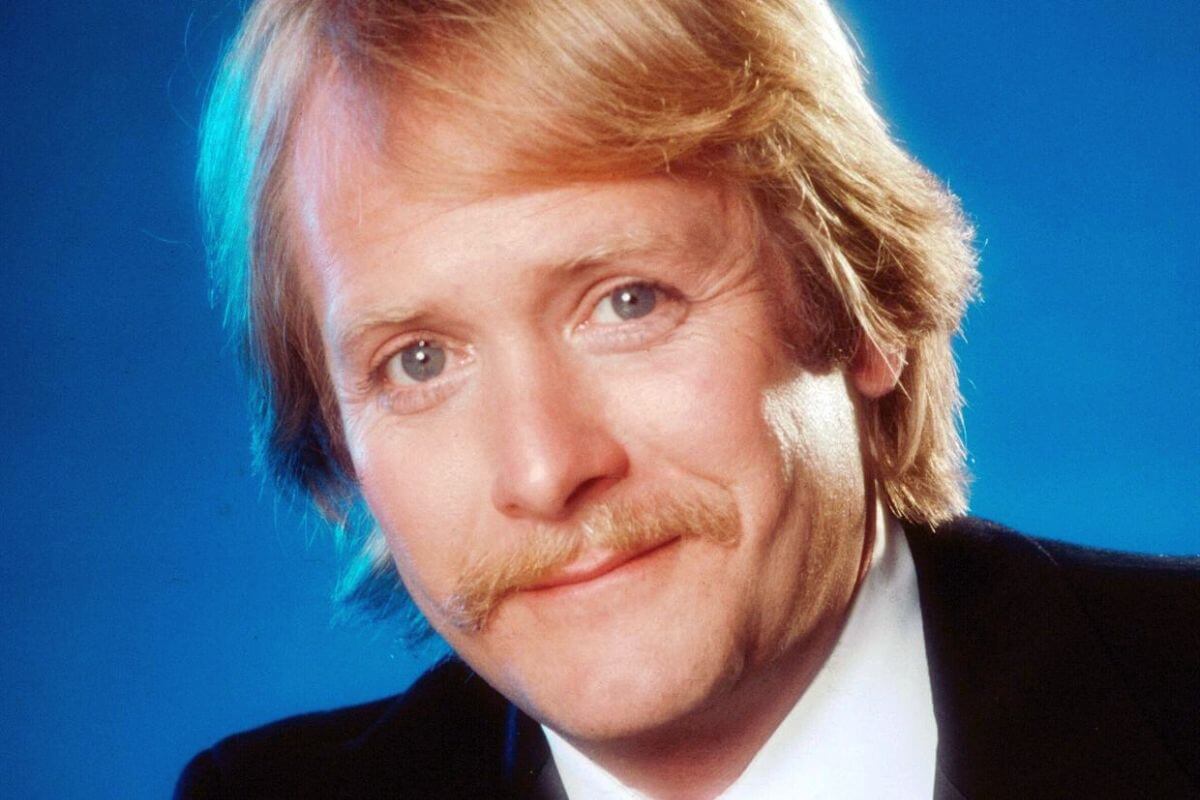 Martin Mull Dies