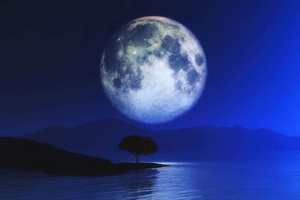 Super Blue Moon