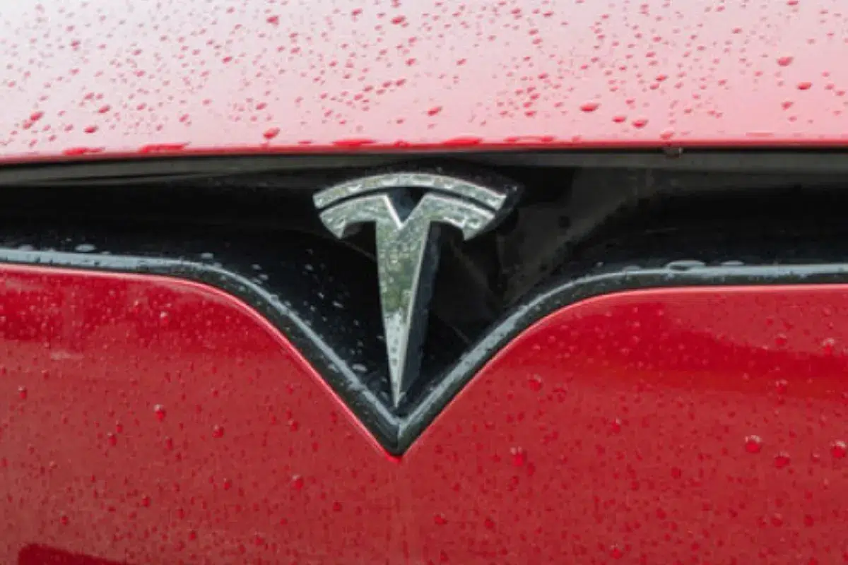 Tesla Faulty Crash Reporting System